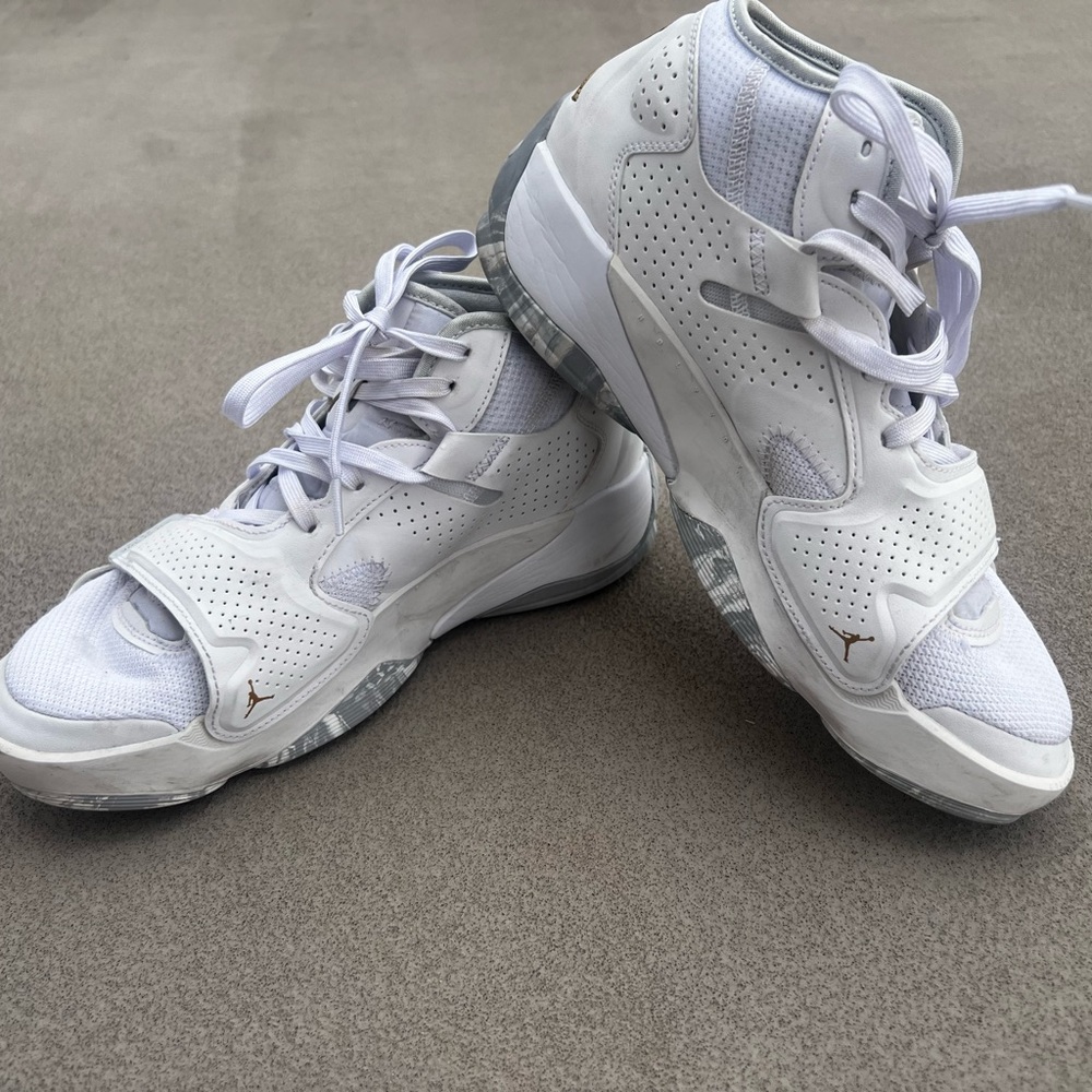 Nike White Athletic Shoes